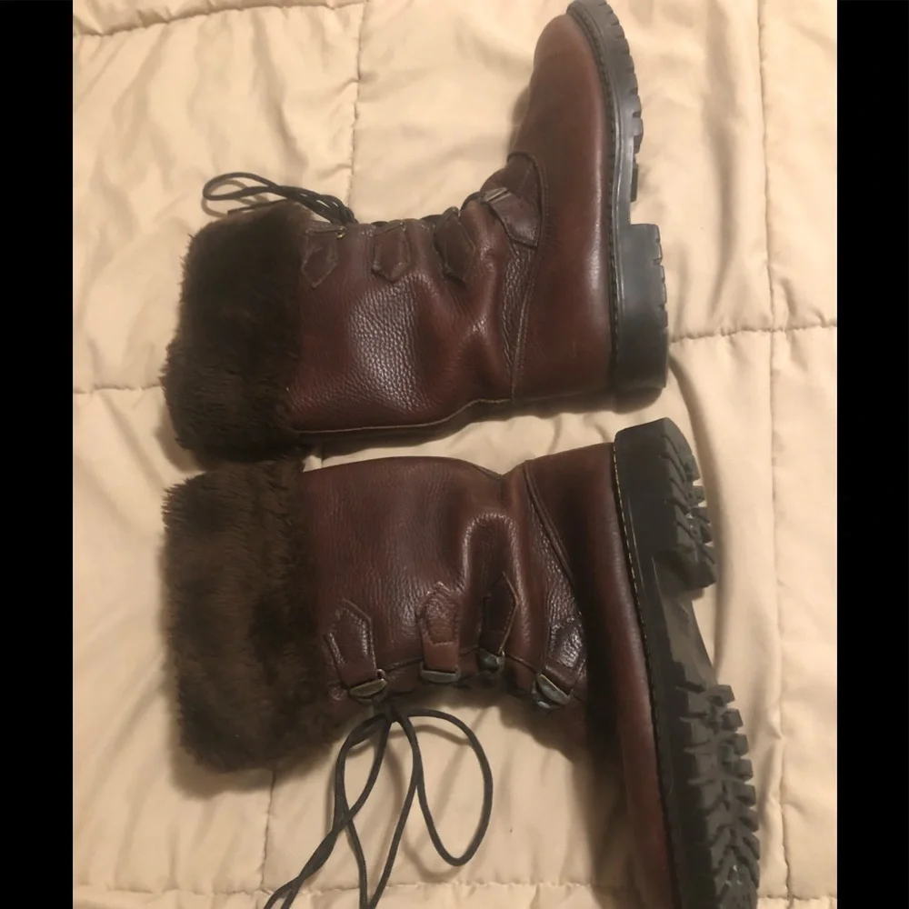Sorel vintage winter leather boots
